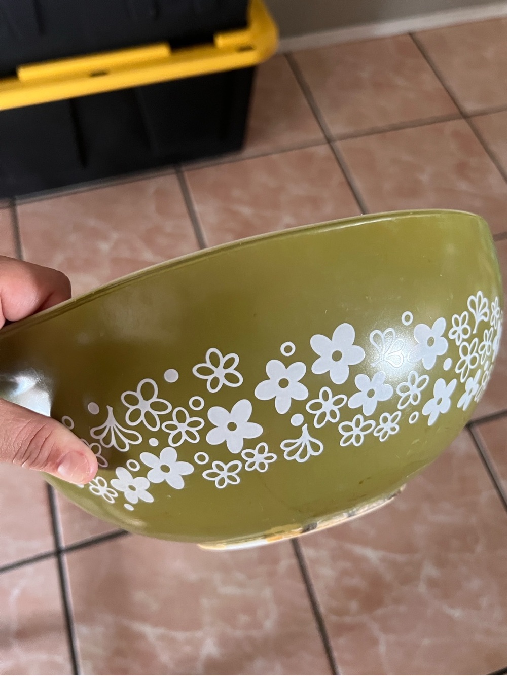 Pyrex Olive Green Floral Mixing Bowli